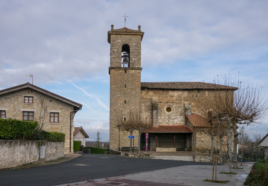 Berrostegieta - Iglesia 02