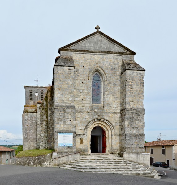 Brossac 16 Église façade 2013