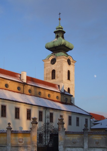 Budějovice - Kostel Obětování Panny Marie - véž
