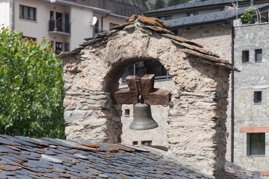 Campanario da capela de Santa Creu en Canillo. Andorra-2