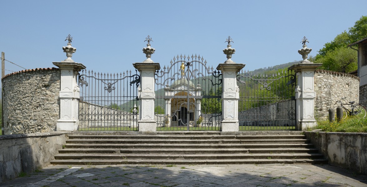 Cancellata Santuario della Madonna di Valverde a Rezzato