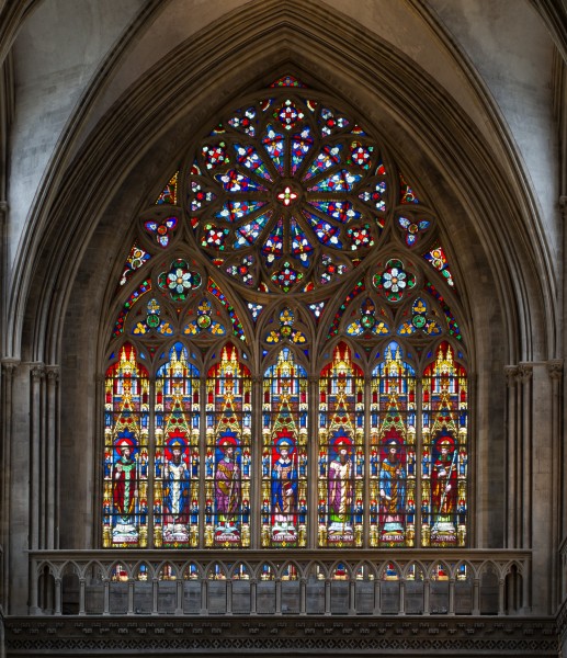 Cathédrale de Bayeux - verrière Nord du transept