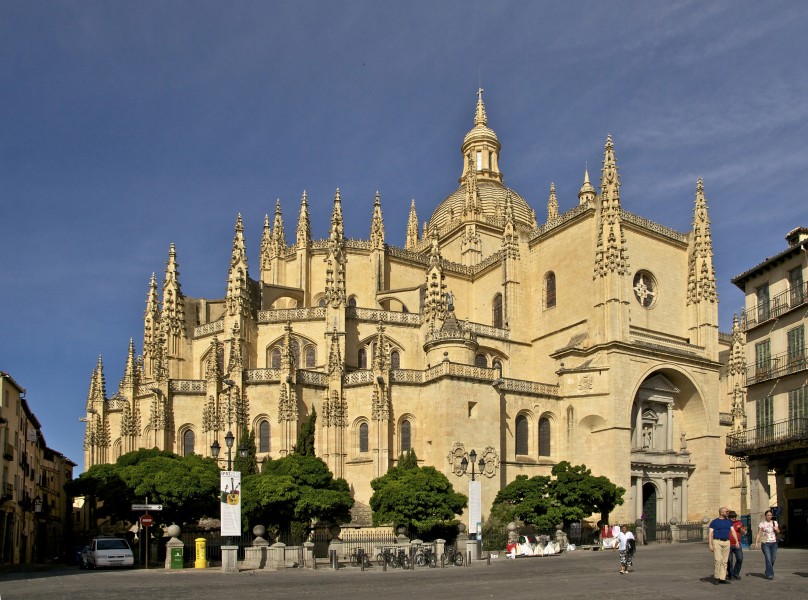 Cathedral Segovia Plaza mayor