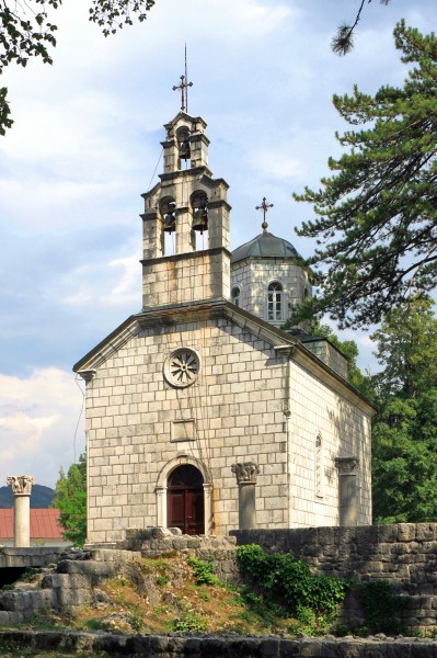 Cerkiew na Ćipurze w Cetinje 03