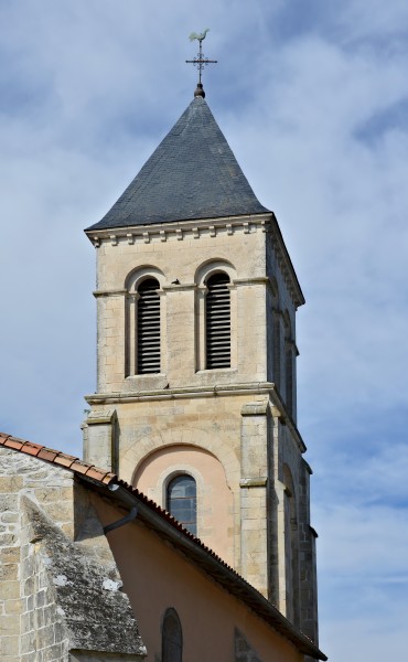 Champagné-St-Hilaire Église Clocher 2014