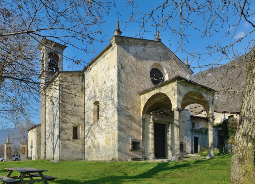 Chiesa delle Sante Faustina e Liberata entrata sud ovest