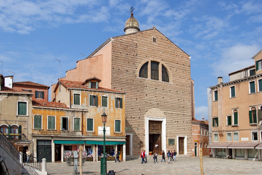 Chiesa di San Pantalon facade