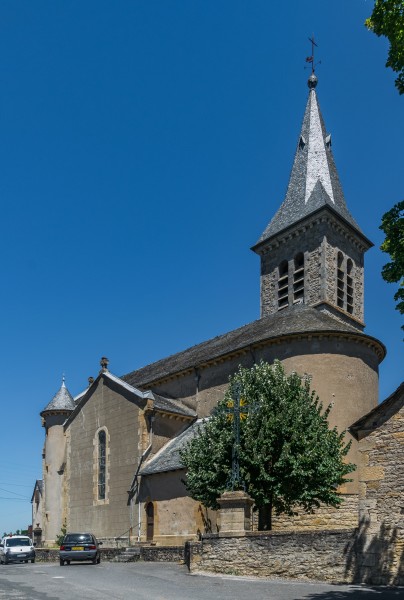 Church in Saint-Martin-de-Lenne 01