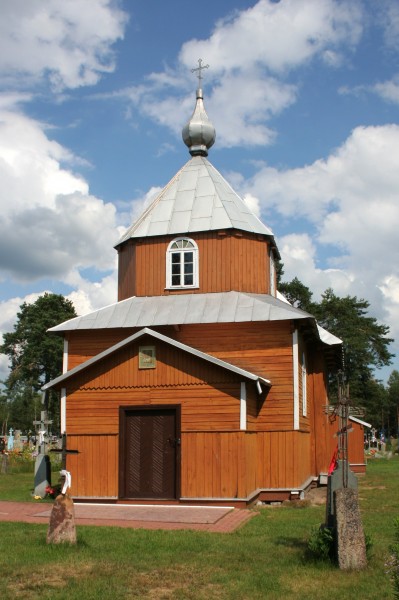 Czeremcha-Wieś - Church of St. Kosma and Damian 03