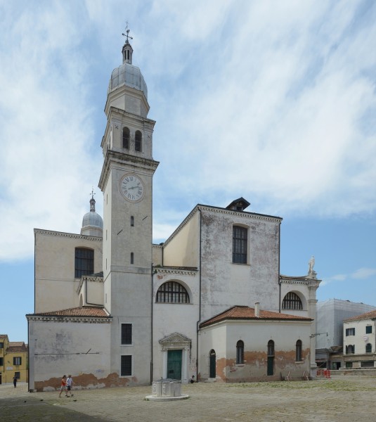 Dorsoduro Chiesa Angelo Raffaele lato est Venezia
