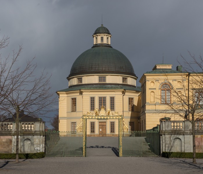 Drottningholms slottskyrka April 2015 01