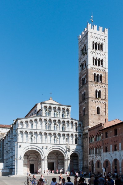 Duomo di Lucca von vorne 2009-07