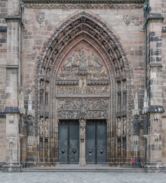 Eingangsportal-Lorenzkirche-2012