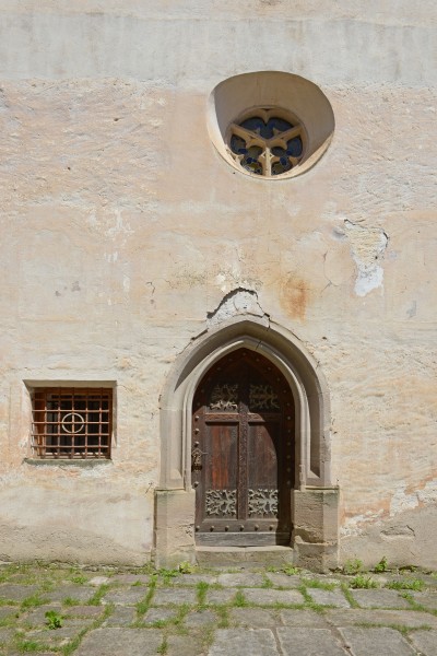 Entrance Saint Nikolaus church in Kastelruth