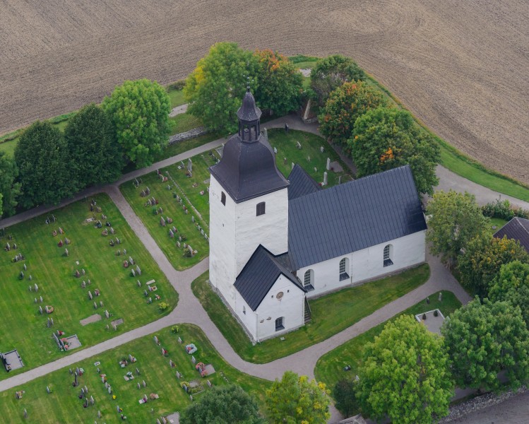 Färentuna kyrka September 2014 01