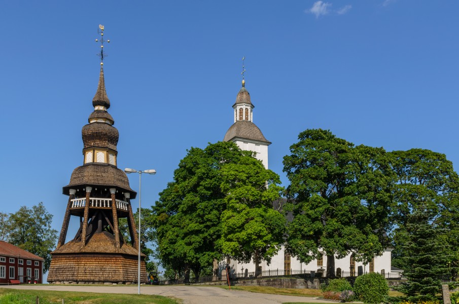 Hälsingstuna kyrka July 2014
