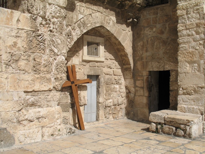 Holy Sepulchre cross