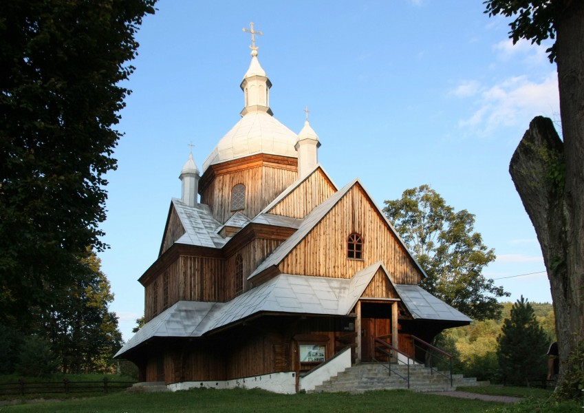 Hoszów - Church 03