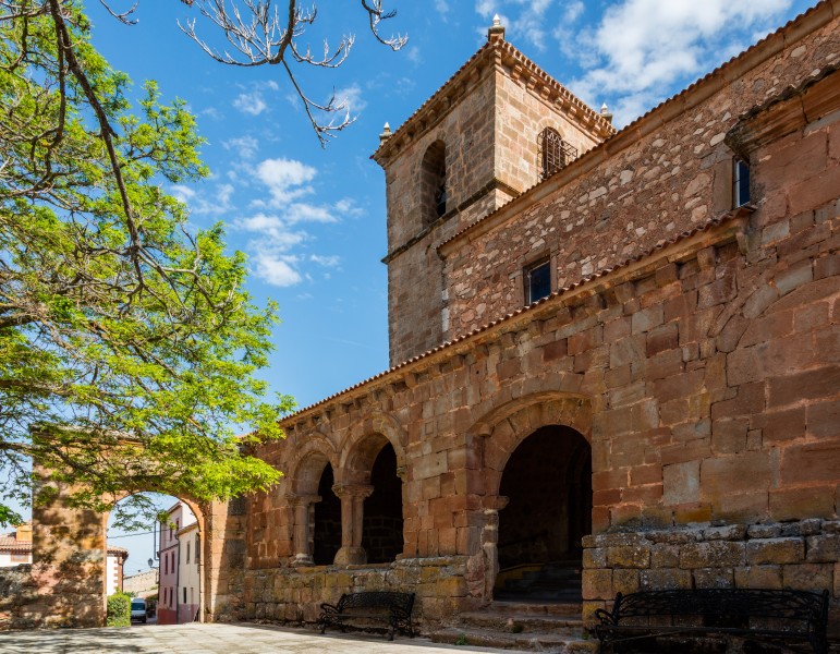 Iglesia de San Cipriano, Montejo de Tiermes, Soria, España, 2017-05-26, DD 22