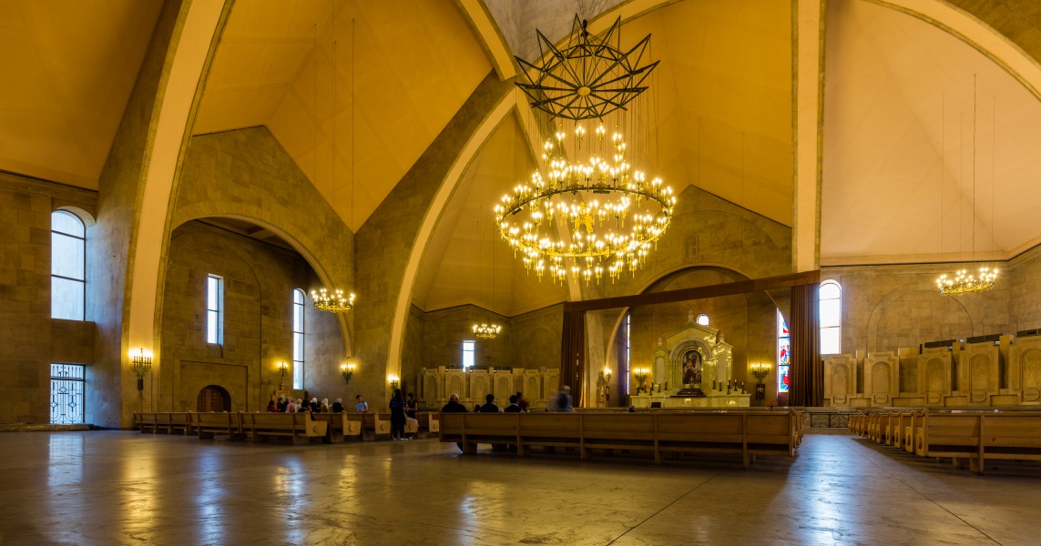 Iglesia de San Grigor Lusavorich, Ereván, Armenia, 2016-10-03, DD 07