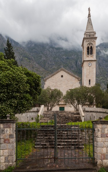 Iglesia de San Mateo, Dobrota, Bahía de Kotor, Montenegro, 2014-04-19, DD 09