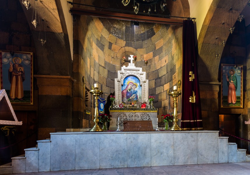 Iglesia de Zoravor, Ereván, Armenia, 2016-10-03, DD 16