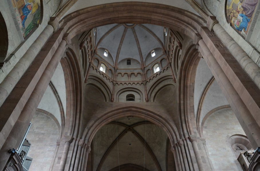 Interior of Mainz Cathedral - dome