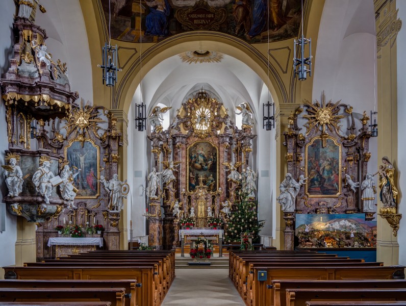 Kirche-Pettstadt-Altäre-Interieur-1000802