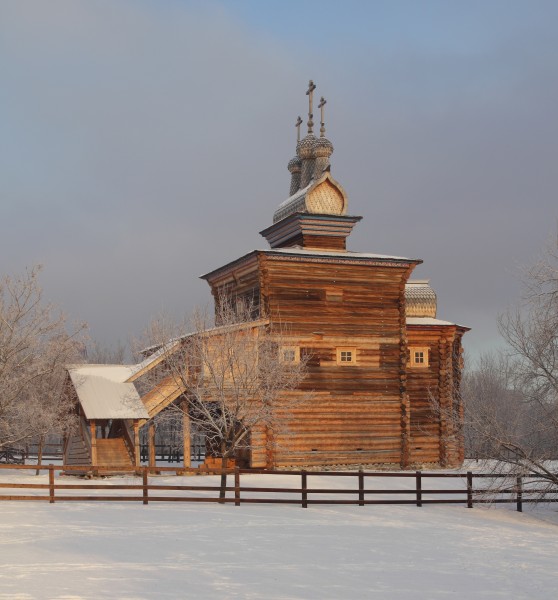 Kolomenskoe in white - Dec12 - 01 wooden church