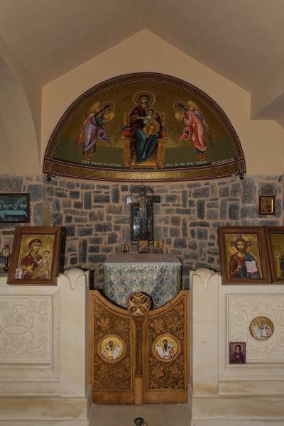 Kotsifou Agios Nikolaos interior 03