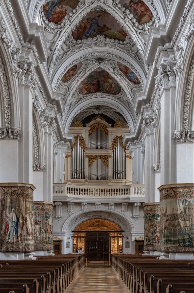 Kremsmünster Stiftskirche Mittelschiff Orgel-5115
