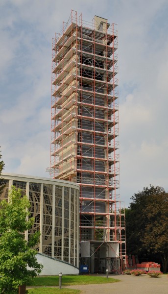 Lörrach - St.-Peter-Kirche-Turmrestauration2012 1