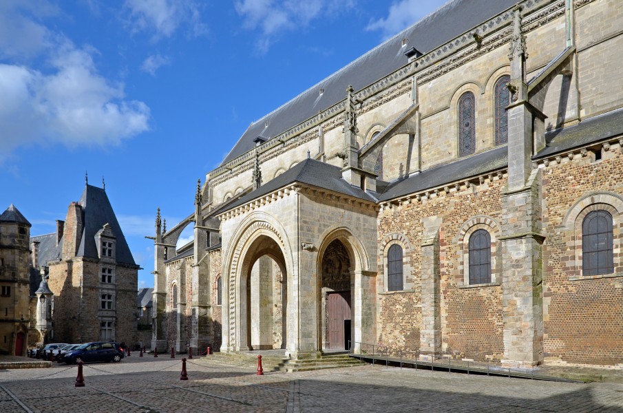Le Mans - Cathedrale St Julien ext 11
