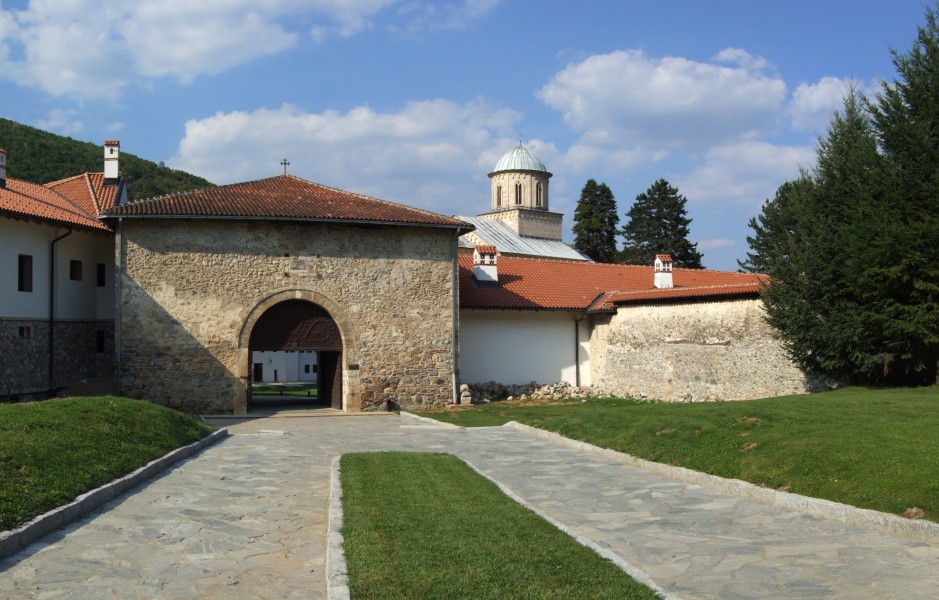 Manastir Visoki Dečani (Манастир Високи Дечани) - main gate