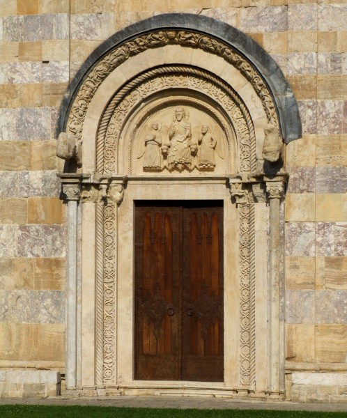 Manastir Visoki Dečani (Манастир Високи Дечани) - portal
