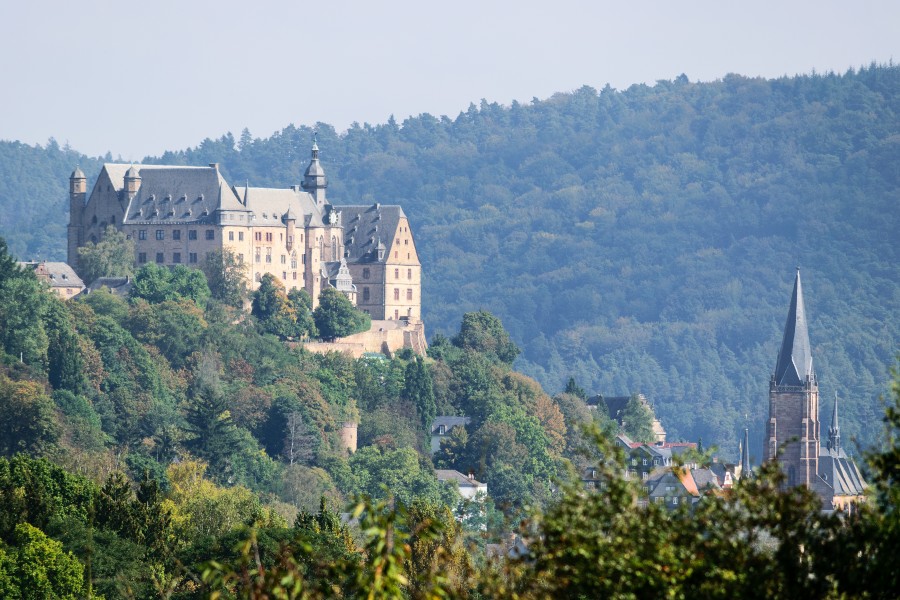 Marburger Schloss von Südwest (3)