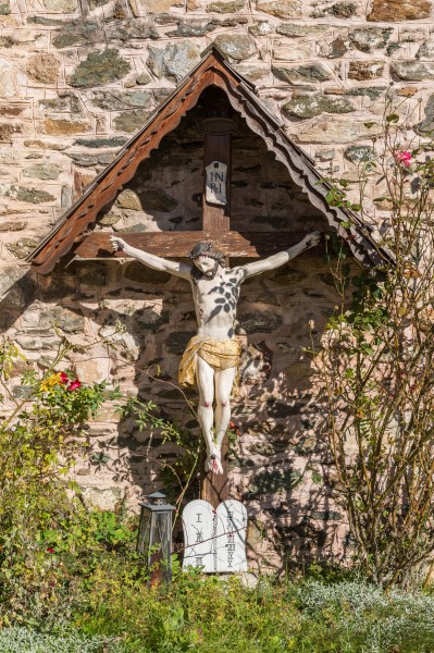Maria Saal Karnburg Pfalzstrasse Pfarrkirche Annenkapelle Kruzifix 05102015 1672
