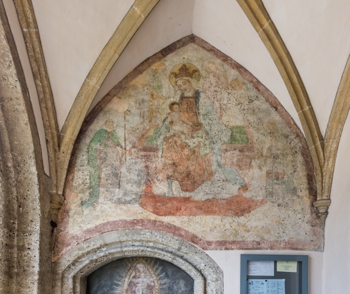 Maria Saal Pfarrkirche Mariae Himmelfahrt Vorhalle Fresko thronende Madonna 30062017 0062