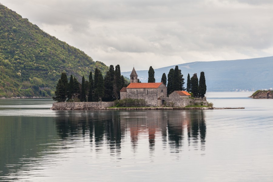 Monasterio de San Jorge, Perast, Bahía de Kotor, Montenegro, 2014-04-19, DD 10