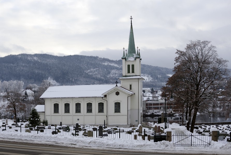 Nedre Eiker Kirke (fra nord)