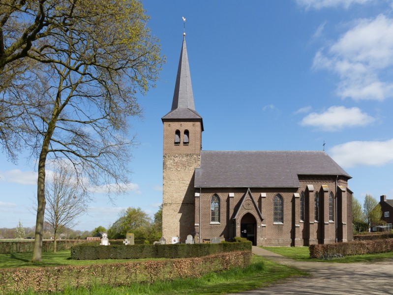 Neerlangel, de kerk van Sint-Jan de Doper foto7 2016-04-20 11.35