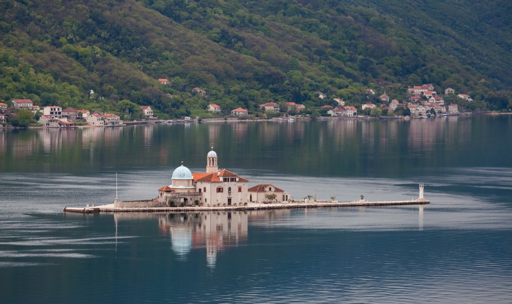 Nuestra Señora de las Rocas, Perast, Bahía de Kotor, Montenegro, 2014-04-19, DD 19