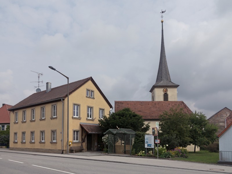 Oberlaimbach, die evangelisch-lutherische Pfarrkirche Sankt Peter und Paul DmD-5-75-161-121 foto7 2016-08-06 10.43
