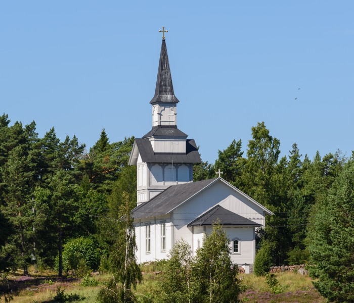 Ornö kyrka August 2015