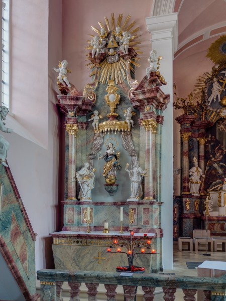 Ostheim Altar 0630hdr