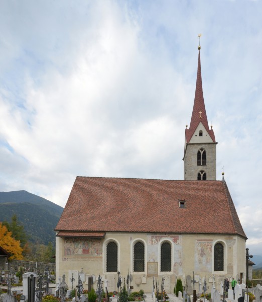 Pfarrkirche Sankt Georg Vahrn Südfassade