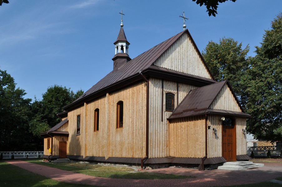 PL - Sarnów (powiat mielecki) - kościół Najświętszego Serca Pana Jezusa - Kroton 004