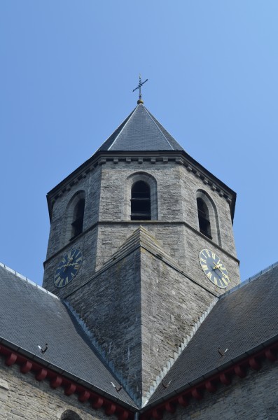 Rollegem - Sint-Antonius Abtkerk - achthoekige toren