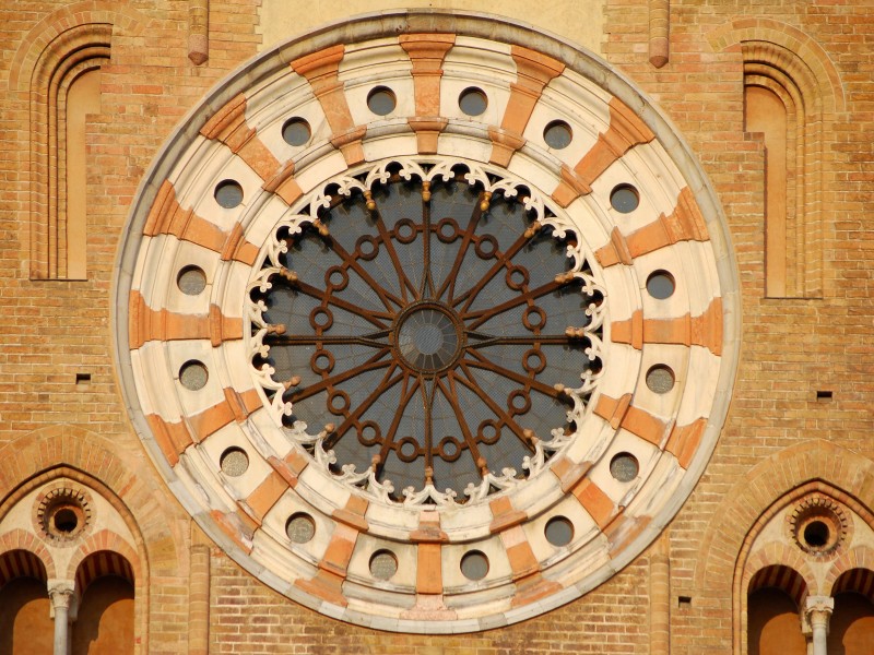 Rose-window-Cathedral-Lodi