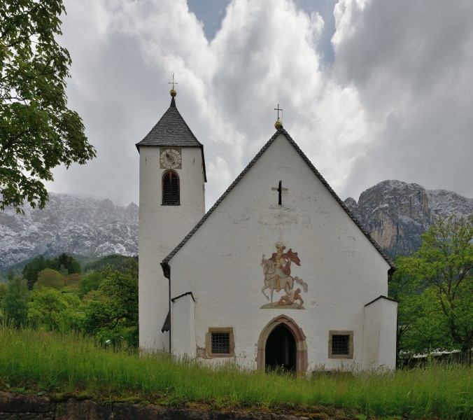 Sankt Martin Kirche in Ums Völs am Schlern Eingang
